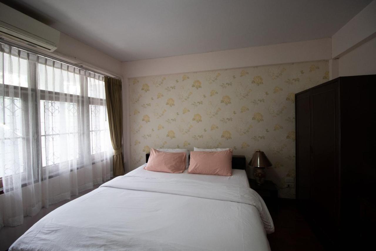 Marhaba House Hotel Chiang Mai Ngoại thất bức ảnh