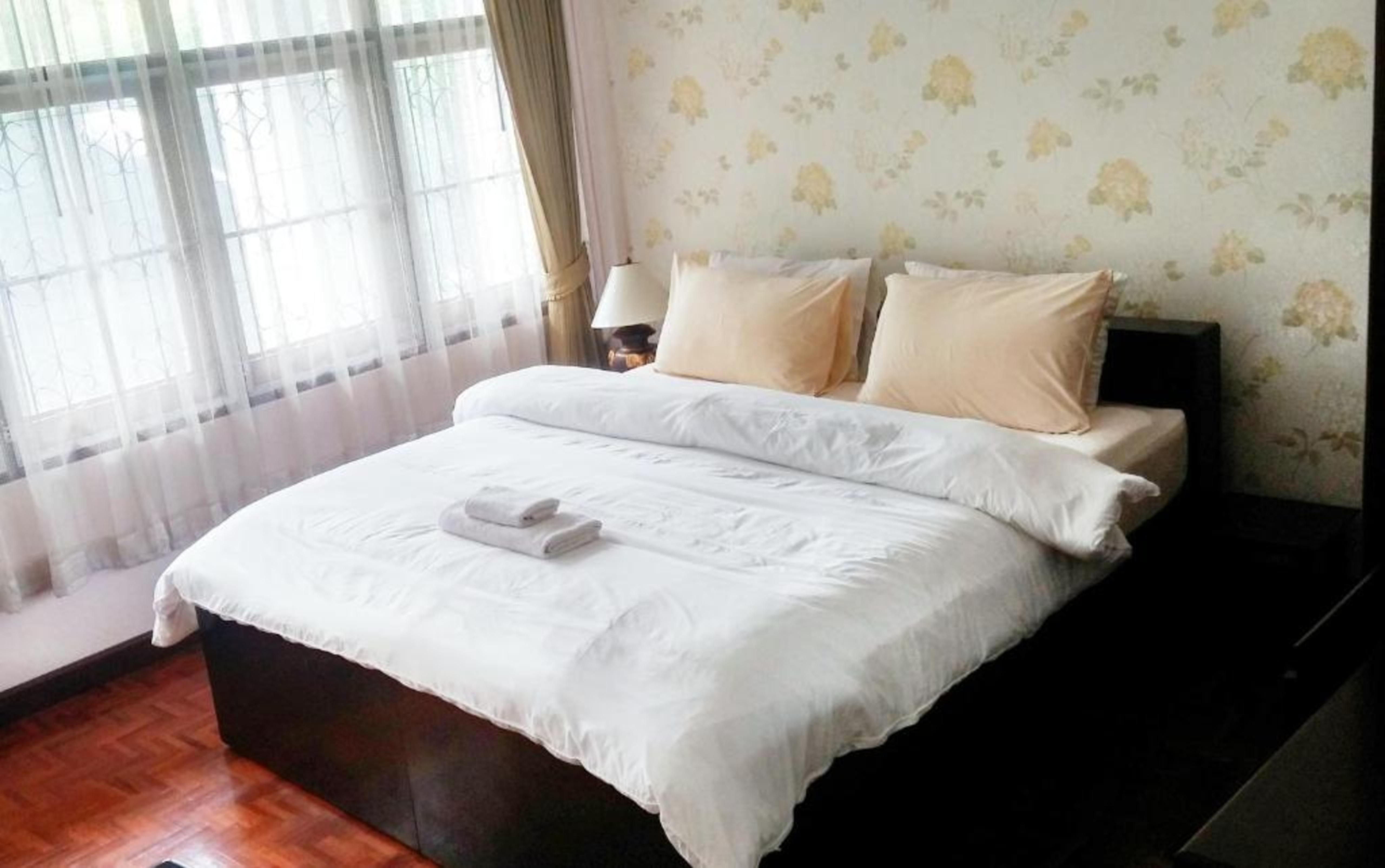 Marhaba House Hotel Chiang Mai Ngoại thất bức ảnh