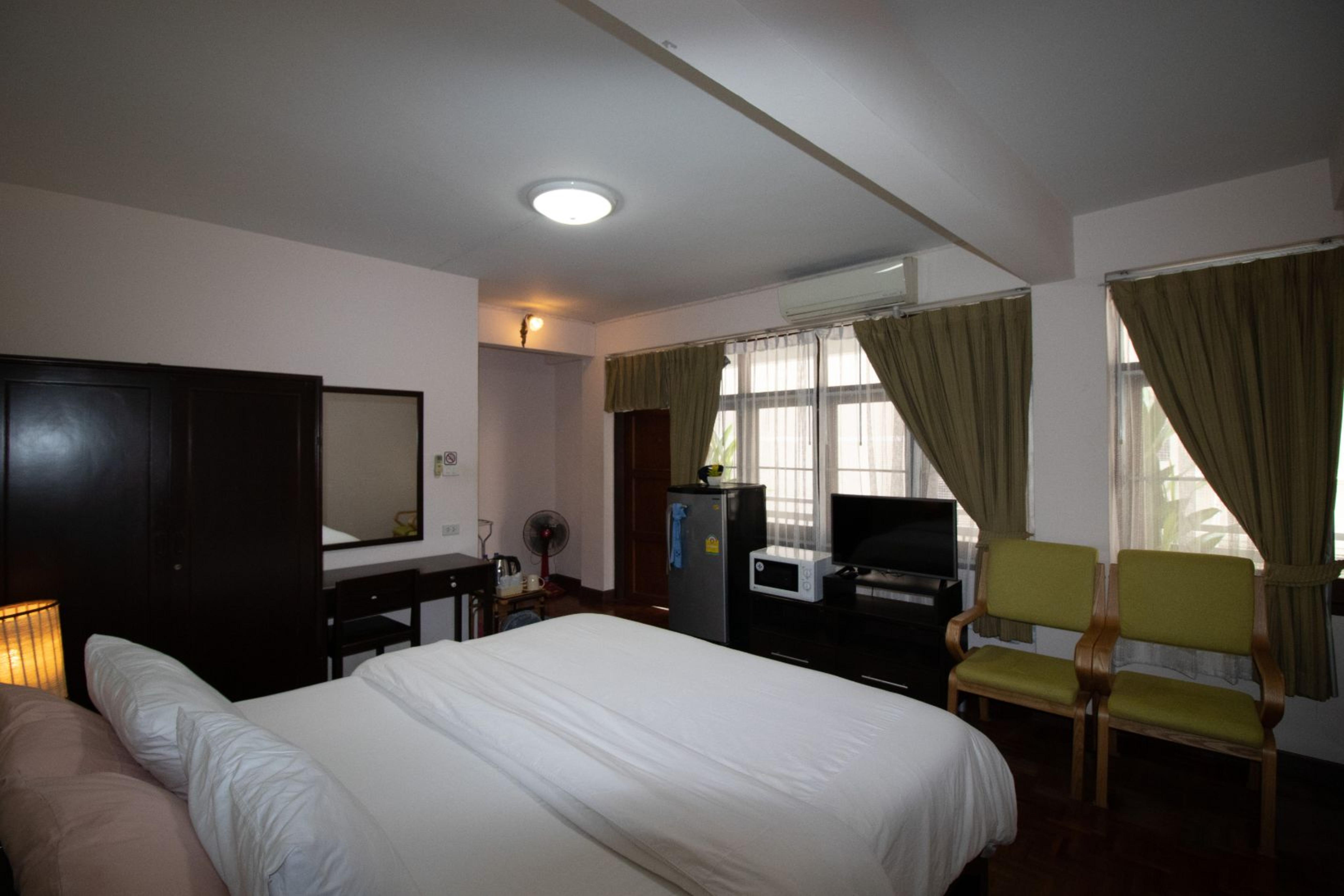 Marhaba House Hotel Chiang Mai Ngoại thất bức ảnh