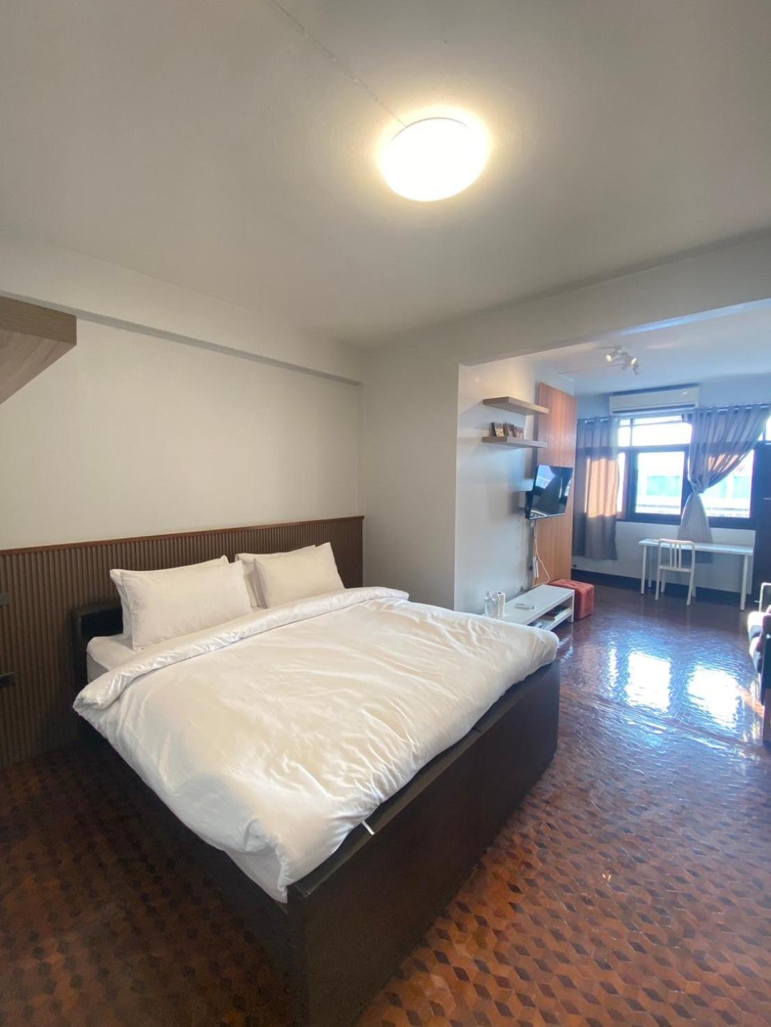 Marhaba House Hotel Chiang Mai Ngoại thất bức ảnh