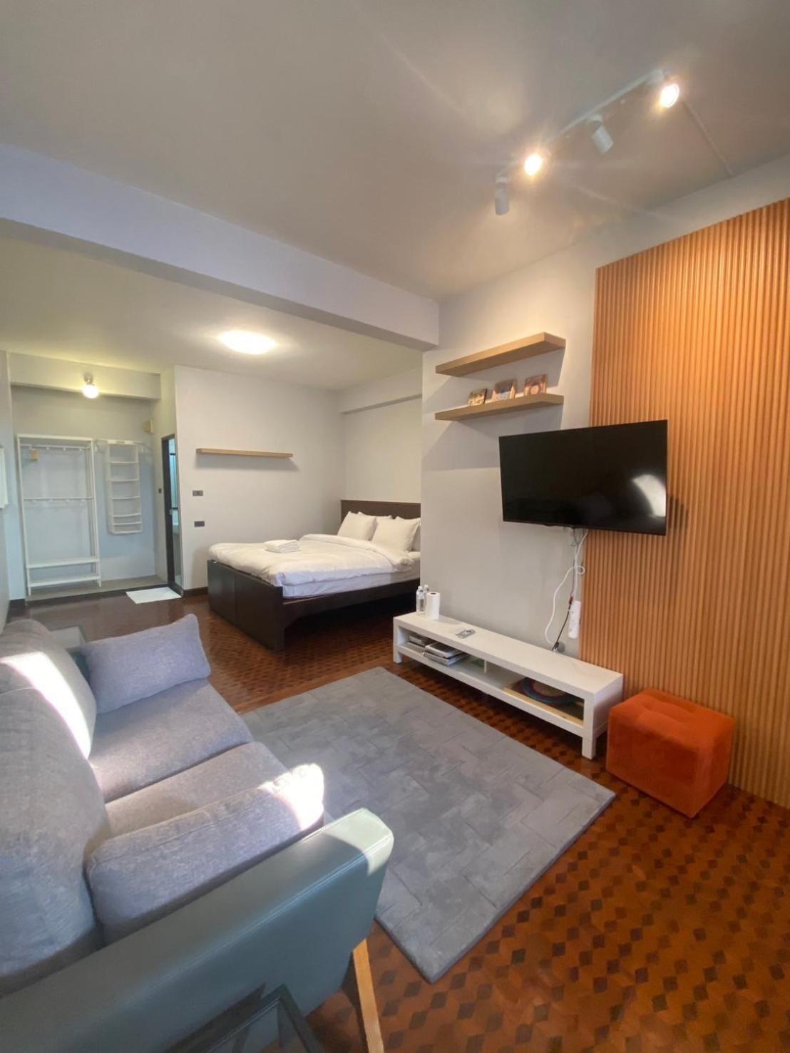 Marhaba House Hotel Chiang Mai Ngoại thất bức ảnh