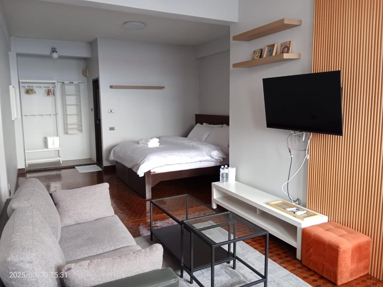 Marhaba House Hotel Chiang Mai Ngoại thất bức ảnh