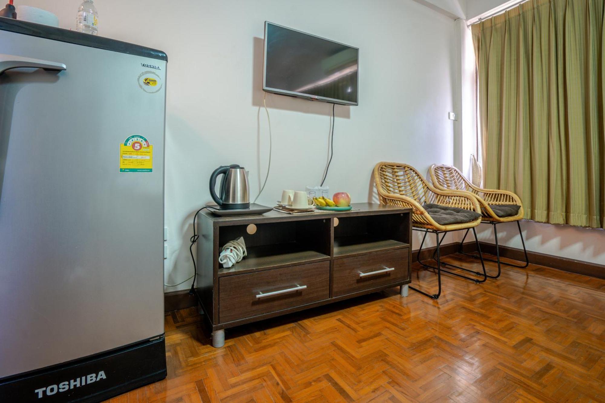 Marhaba House Hotel Chiang Mai Ngoại thất bức ảnh
